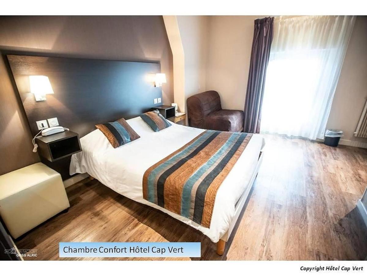 Hotel Cap Vert En Aveyron Saint-Affrique Esterno foto