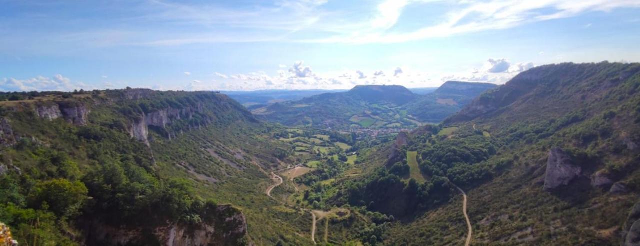 Hotel Cap Vert En Aveyron Saint-Affrique Esterno foto